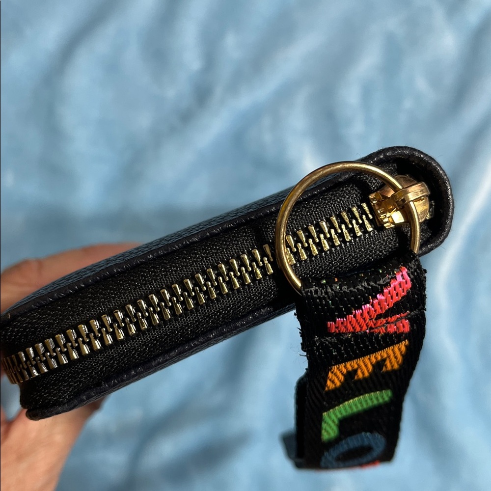 Black Zip-Around Wristlet Wallet w/ Colorful LOVE Strap – New - Picture 7 of 11